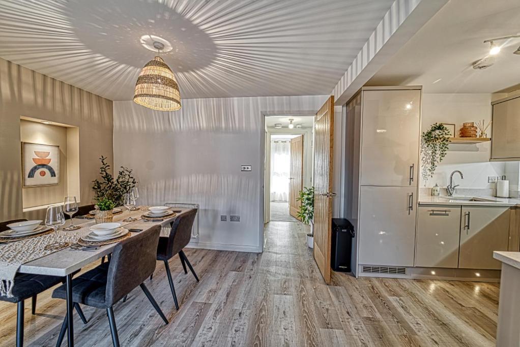 Guest Homes - Watledge House Apartment Tewkesbury Kültér fotó